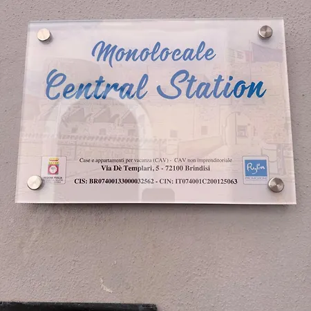 Monolocale Station アパート ブリンディジ